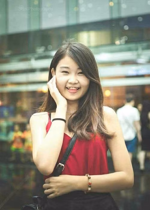 Tuy nhiên, một số bức ảnh thời quá khứ của Ngân Anh vẫn bị rò rỉ từ phía bạn bè của người đẹp. Ảnh: Vietnamnet