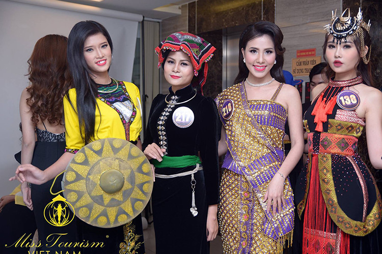 Kết quả chung cuộc, Ngân Anh chỉ giành giải Thí sinh có trang phục vùng miền đẹp nhất. Ảnh: Fanpage