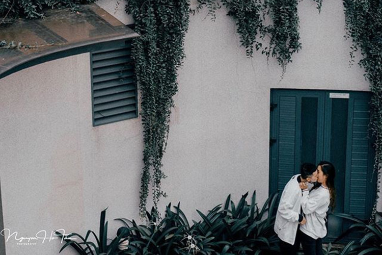 Huỳnh Anh đến nay có không ít khoảnh khắc ngọt ngào bên Y Vân khi cả hai hội ngộ.