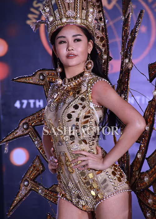 Ngân Anh liên tục vướng ồn ào khi thi chui cuộc thi này.