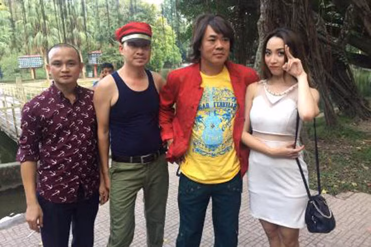 Đối với Xuân Nghĩa, đích phấn đấu nghệ thuật là làm được 8 phần của anh trai nổi tiếng. Ảnh: Điện ảnh Việt Nam