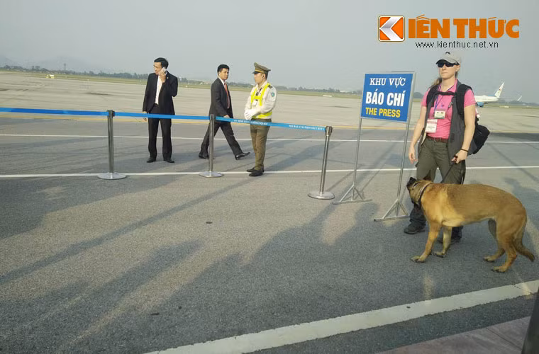 Việc kiểm tra an ninh được thực hiện ở mọi khu vực, gồm cả khu vực báo chí tác nghiệp.