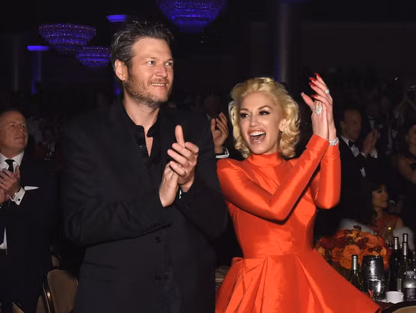 Nhung khoanh khac dep cua cap tinh nhan giam khao The Voice-Hinh-15