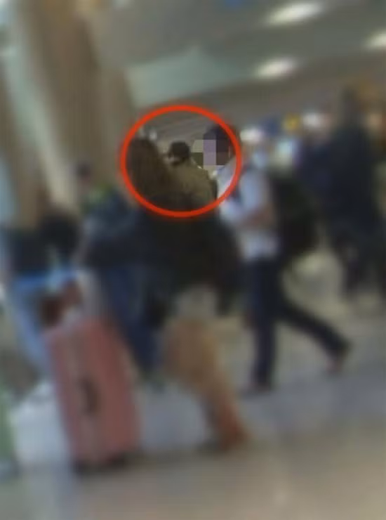 Vo chong Bae Yong Joon bi chi trich qua chanh-Hinh-2