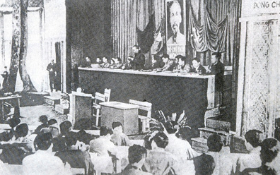 Đại hội đại biểu toàn quốc lần thứ II. Diễn ra từ ngày 11-19/2/1951 tại xã Vinh Quang, Chiêm Hóa, Tuyên Quang. Dự Đại hội có 158 đại biểu chính thức, thay mặt cho hơn 73 vạn Đảng viên. Đại hội bầu ra BCH TƯ gồm 19 ủy viên chính thức và 10 ủy viên dự khuyết. BCHTƯ đã bầu Bộ Chính trị có 7 ủy viên chính thức và 1 ủy viên dự khuyết. Đại hội bầu Chủ tịch Hồ Chí Minh là Chủ tịch Đảng, bầu đồng chí Trường Chinh làm Tổng Bí thư.