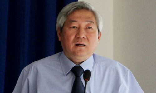 Bi thu Dang uy BQL duong sat do thi TP HCM bi dinh chi chuc vu