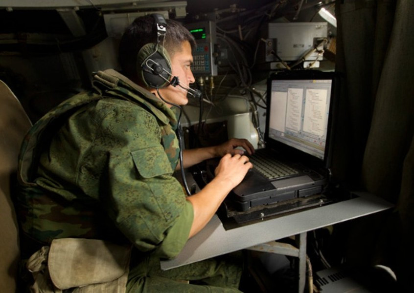 Đã có ghi nhận lực lượng phòng không Ukraine và một số đơn vị khác phải hoạt động tích cực hơn mức cần thiết dẫn tới việc bị lộ diện, sau đó là một cuộc tấn công bằng tên lửa hoặc không kích vào đúng vị trí của họ.