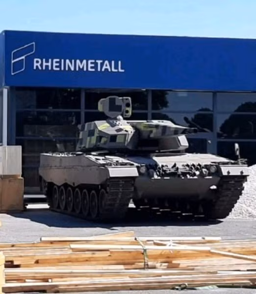 Cần đặc biệt lưu tâm là người đứng đầu bộ phận hệ thống mặt đất của công ty Rheinmetall - ông Bjorn Bernhard đã thông báo về việc đang nghiên cứu khả năng lắp đặt module phòng không Skyranger 35 trên xe tăng Leopard 1 dành riêng cho Ukraine.