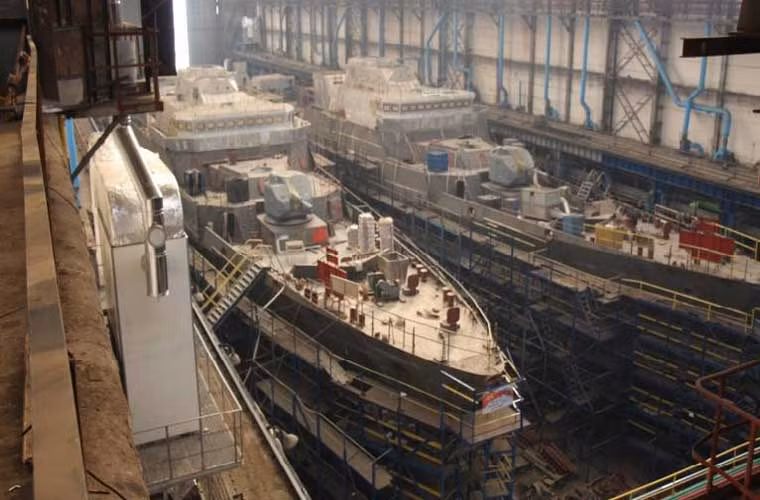 Anh QS an tuong tuan: tau Gepard VN duoc lap vu khi