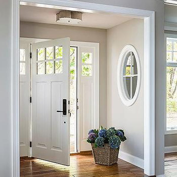 Lưu thông không khí trong nhà: Lưu thông không khí trong nhà là một yếu tố vô cùng quan trọng. Hãy mở toang các cửa để không khí sạch tràn vào thay thế không khí bẩn, đặc quánh trong nhà. 