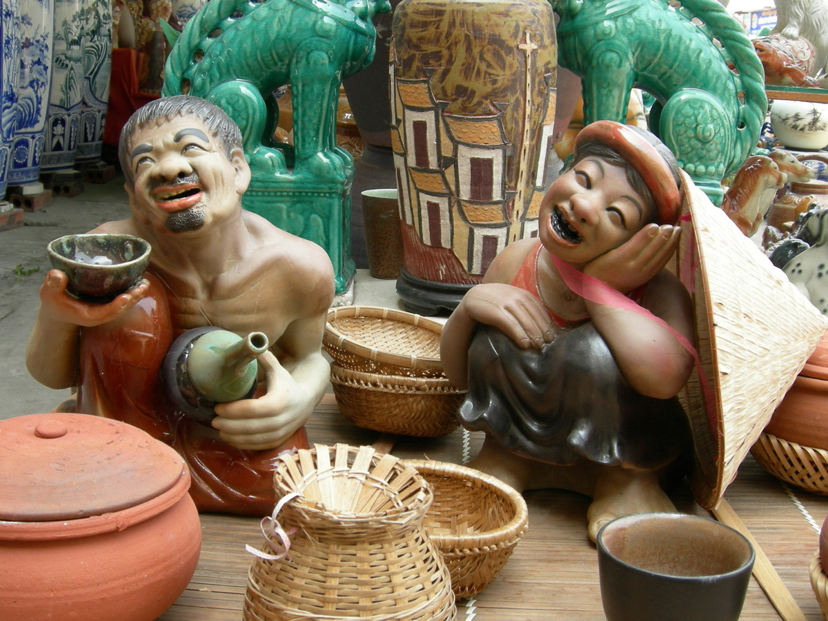 Càng uống rượn, Chí Phèo càng tỉnh càng nhớ cái cuộc đời mình. Chí Phèo đi đến nhà Bá Kiến với con dao ở thắt lưng để đòi lương thiện. Chém chết Bá Kiến, Chí tự kết thúc cuộc đời.