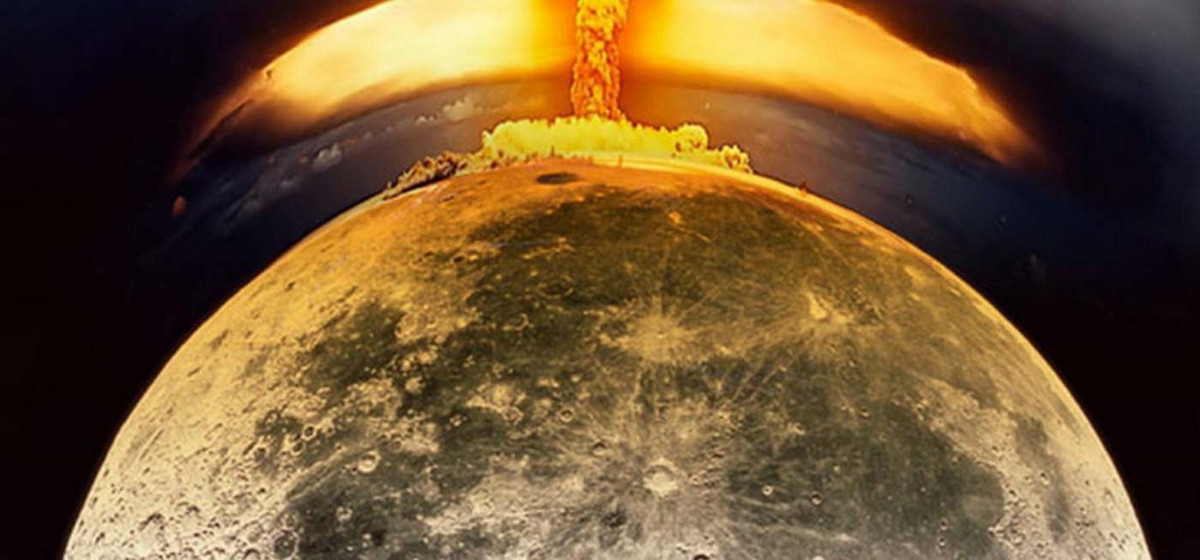 Do đưa vũ khí hat nhân kích thước lớn lên Mặt trăng vào thời điểm ấy không phải là điều dễ dàng do kỹ thuật tên lửa đẩy chưa phát triển.