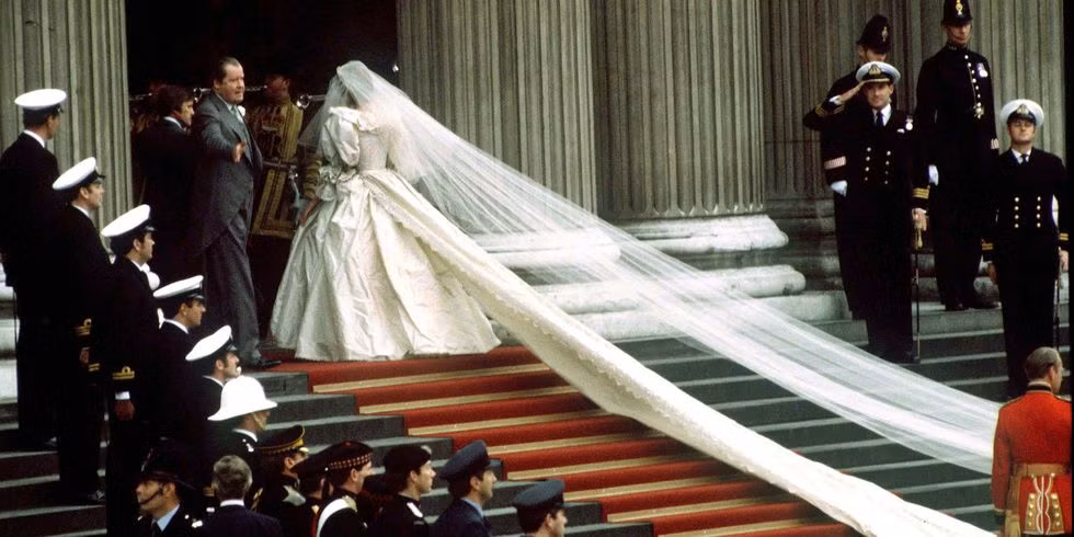 Hôn lễ của Công nương Diana khiến công chúng bất ngờ bởi kỷ lục có tới khoảng 750 triệu người ở 74 quốc gia và vùng lãnh thổ theo dõi.