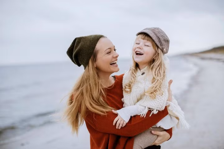 Trong tiếng Đan Mạch, không có từ nào mang nghĩa "vui lòng". Do đó, bạn cũng không nên mất lòng nếu người Đan Mạch nhờ vả mà không nói làm ơn. Họ có vẻ thường quên điều này kể cả khi nói ngôn ngữ khác. Ảnh: Huff Post.