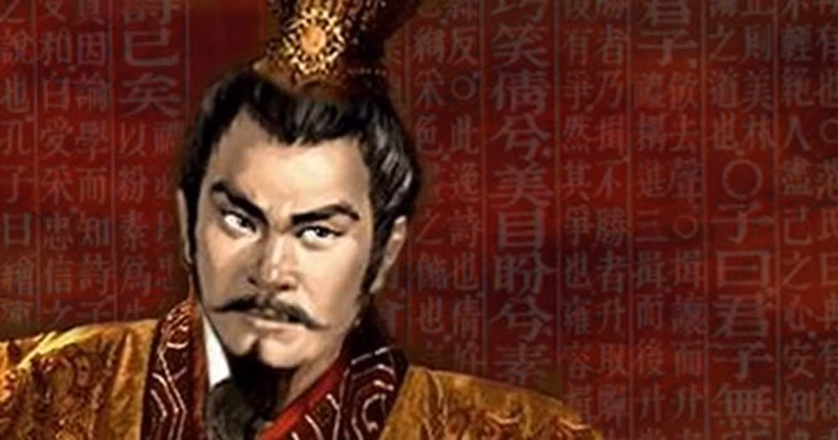 Vì vậy, sau khi được thuyết phục, người nông dân trên giao nộp kho báu có từ thời hoàng đế Vương Mãng cho chính quyền. Với việc phát hiện kho báu quý giá, Cục Di sản văn hóa trao tặng cho nông dân trên số tiền 500 nhân dân tệ và lá cờ lưu niệm.