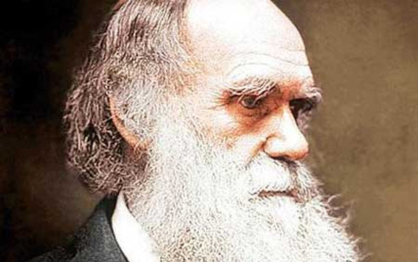 Khi công bố thuyết tiến hóa, Charles Darwin đối mặt với sự phản đối, chỉ trích từ một số tôn giáo cũng như không ít nhà khoa học.