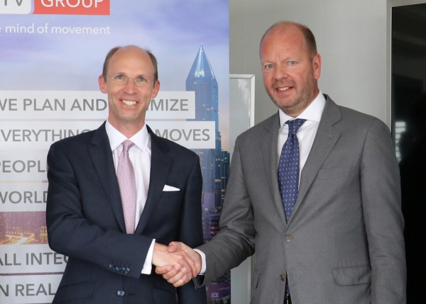 Không những vậy, Porsche SE nắm giữ 100% cổ phần của công ty PTV Planung Transport Verkehr (Đức).