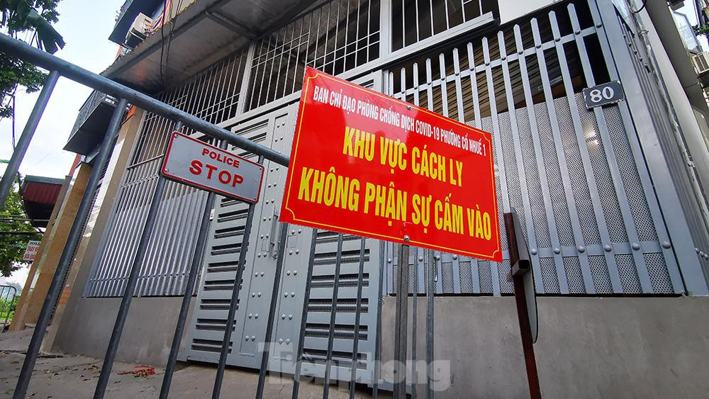 Theo báo cáo, bệnh nhân Đ.Q.T, sinh năm 1992, nam, địa chỉ ở trọ tại số nhà 82, ngõ 562, phố Trần Cung, phường Cổ Nhuế 1, quận Bắc Từ Liêm, Hà Nội.