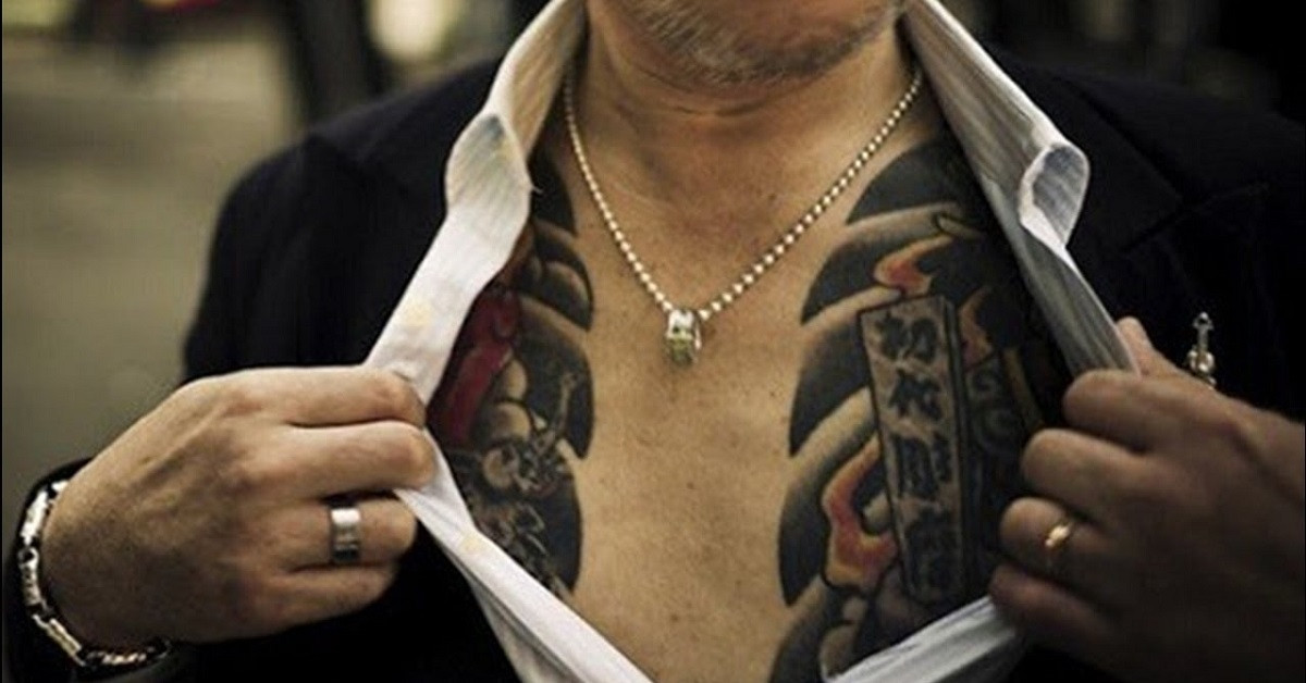 Vì vậy, Yamaguchi-gumi và các băng yakuza gây ra ảnh hưởng không nhỏ đến sự phát triển cũng như vấn đề an ninh ở Nhật Bản và một số quốc gia khác trên thế giới. Do đó, giới chức Nhật Bản triển khai những chiến dịch truy bắt tội phạm lớn nhằm ổn định tình hình xã hội.