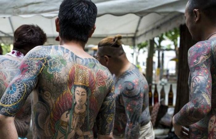 Trong số này, Yamaguchi-gumi, Inagawa-kai và Sumiyoshi-kai là 3 băng yakuza có số lượng thành viên nhiều nhất.