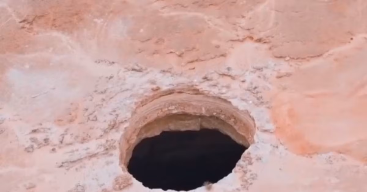 Được bủa vây bởi nhiều giai thoại về ma quỷ, giếng Barhout trở thành địa điểm hấp dẫn giới nghiên cứu tìm hiểu những bí mật.