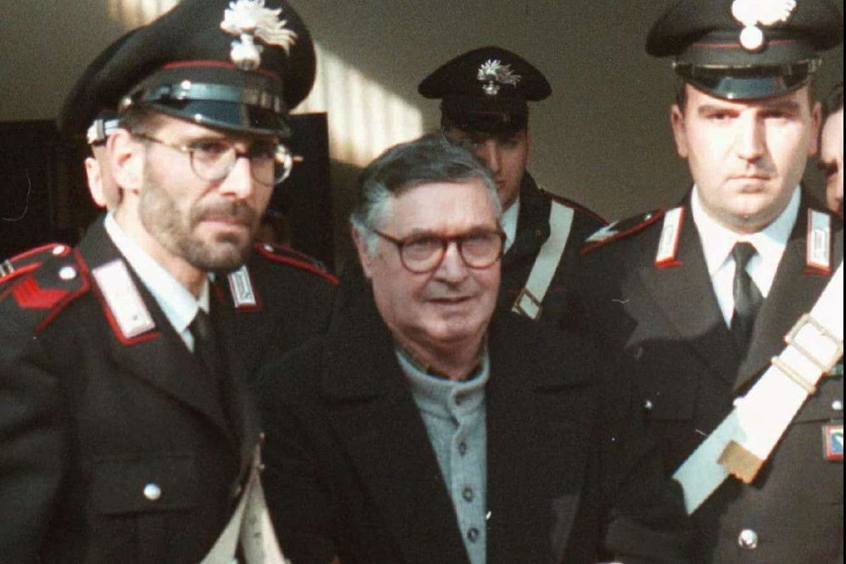 Với những bằng chứng phạm tội không thể chối cãi, Salvatore lĩnh 26 án tù chung thân. Gã bị biệt giam và không được phép có người thân thăm viếng.