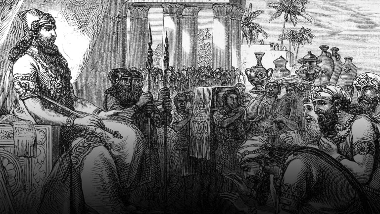 Ông cho người thực hiện nhiều dự án thủy lợi tạo điều kiện thuận lợi cho người dân canh tác nông nghiệp, giao thương đường thủy...