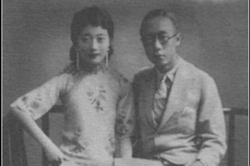 Thậm chí, một giả thuyết cho rằng, do bị thái giám đưa vào những cuộc hoan lạc khi tuổi đời còn nhỏ nên khiến ông mất khả năng có con.