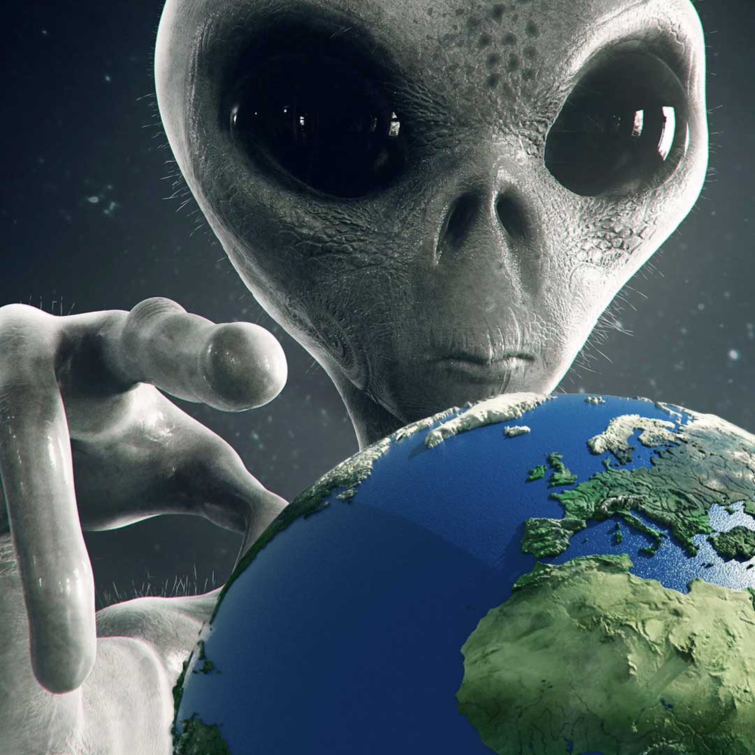 Theo ông Loeb, những vệ tinh của người ngoài hành tinh có thể đã và đang thăm dò Trái đất.