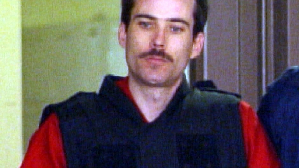 Là tội phạm nguy hiểm, kẻ đánh bom Ruldoph thụ án tù tại phòng giam đặc biệt trong nhà tù liên bang ở Florence, Colorado.