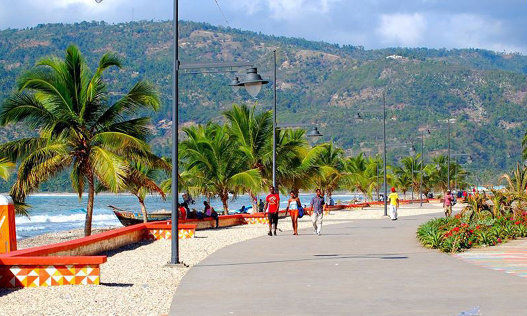 Đất nước Haiti được ca ngợi là một trong những quốc gia đẹp nhất vùng Caribe. Nơi đây có nhiều vùng đất, cảnh quan thiên nhiên tuyệt đẹp.