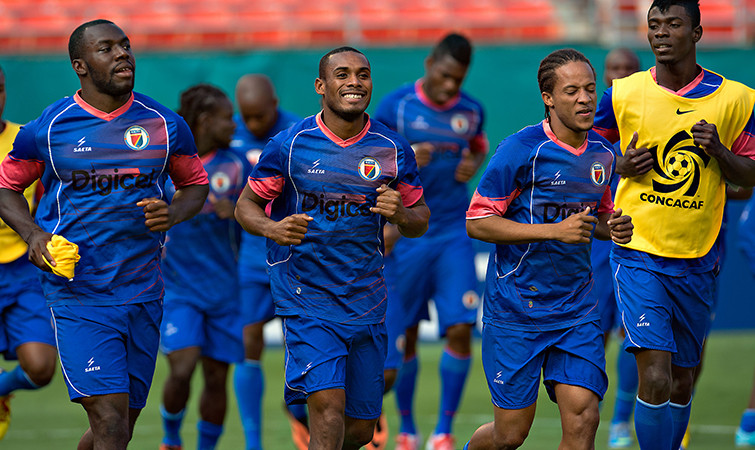 Bóng đá là môn thể thao được nhiều người dân Haiti yêu thích và hâm mộ cuồng nhiệt. Đội tuyển Haiti lần đầu tiên thi đấu tại World Cup vào năm 1974.