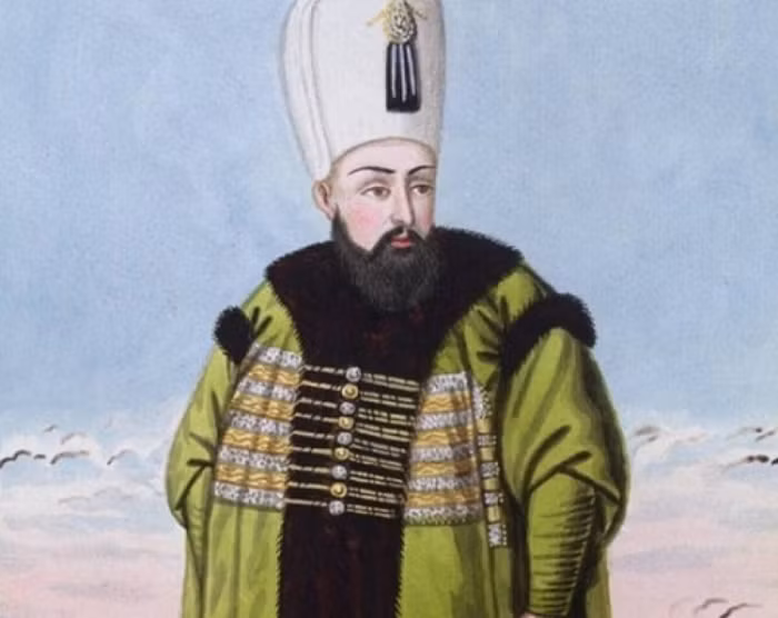 Hoàng đế Ibrahim I cai trị đế chế Ottoman từ năm 1640 - 1648. Ông được biết đến với biệt danh là "Ibrahim điên khùng". Điều này xuất phát từ việc nhà vua có thói quen kỳ lạ là tự giam mình trong một chiếc “lồng”.