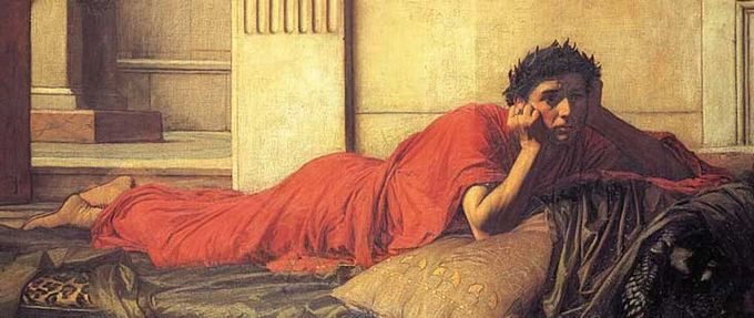 Sau khi nhập cung, người đàn ông có gương mặt giống người vợ quá cố của bạo chúa Nero trải qua quá trình tịnh thân đau đớn. Kế đến, người này được cho mặc trang phục, đeo trang sức của phụ nữ. Sau cùng, Nero tổ chức lễ cưới "người vợ" đặc biệt này.