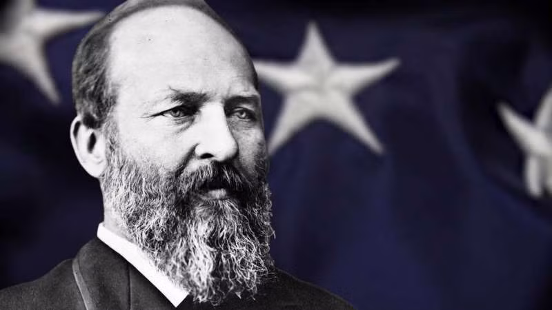 Charles J. Guiteau đi vào lịch sử là kẻ ám sát Tổng thống Mỹ James A. Garfield (trong ảnh) ngày 2/7/1881. Vụ ám sát diễn ra khi ông Garfield mới nhậm chức Tổng thống Mỹ được 4 tháng.