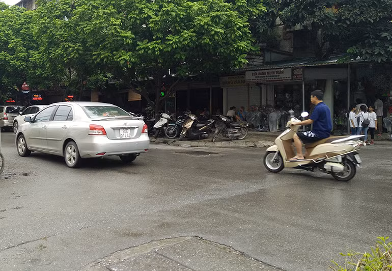 Thong tin chinh thuc vu PCT quan Thanh Xuan do xe an bun co gi moi?-Hinh-2