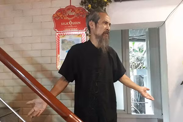 Chua the cap nuoc cho gia dinh nghe si Chu Hung - "The Chot"-Hinh-2