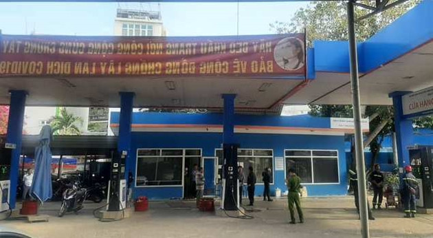 Công an Đồng Nai xác định, đây là đường dây có quy mô đặc biệt lớn, được tổ chức chặt chẽ, với phương thức, thủ đoạn hoạt động tinh vi, nhiều thủ đoạn đối phó với lực lượng chức năng, liên quan đến nhiều tỉnh thành trong cả nước. Hàng ngày, các đối tượng cung cấp trung bình trên 1 triệu lít xăng giả, kém chất lượng ra thị trường; tính từ tháng 8/2020 đến nay, các đối tượng đã cung cấp ra thị trường trên 200 triệu lít xăng giả, kém chất lượng.