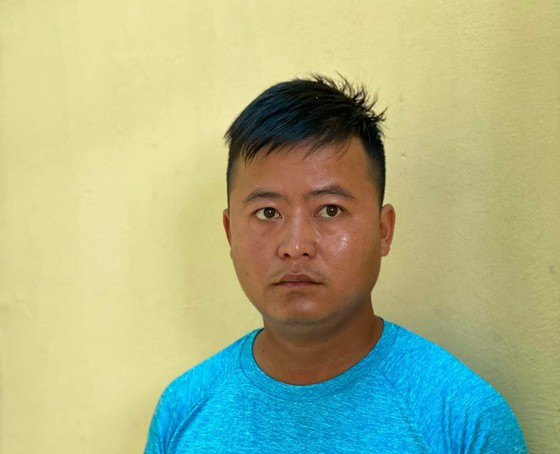  “Tống tiền” người tình ở Tiền Giang: Nguyễn Văn Hiền (29 tuổi) có quan hệ tình cảm với chị T. (31 tuổi) sau khi chị T. đòi chia tay, Hiền không đồng ý buộc chị T. đưa 200 triệu đồng nếu không đưa thì sẽ công khai clip nóng của Hiền và T. lên mạng xã hội. Vì sợ ảnh hưởng nên chị T. đưa tiền nhưng sau đó Hiền tiếp tục yêu cầu chị T. đưa thêm tiền thì bị bắt. Ngày 27/3, Tiền bị Công an tỉnh Tiền Giang khởi tố. 