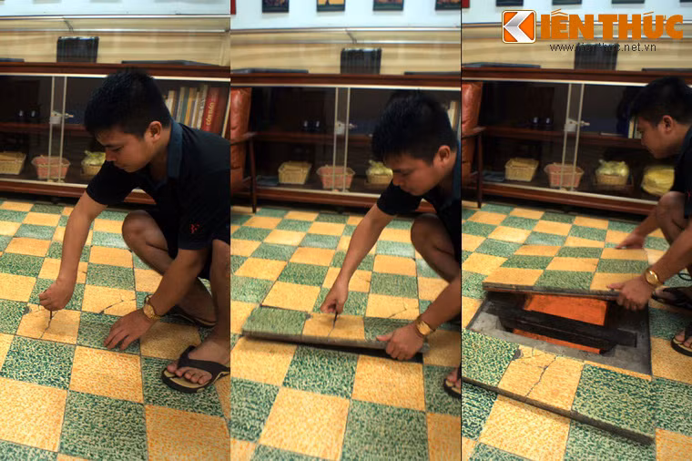 Đầu năm 1965, ông Ba Căn nhận được lệnh gấp rút xây dựng hầm bí mật ngay tại nhà. Hầm được đào ngay phòng khách. Sau khi chuẩn bị mọi vật liệu cần thiết, đợi đến đêm việc đào hầm mới được thực hiện. Trong một tháng ròng rã, ông hoàn thành căn hầm. Ảnh: Cửa hầm nằm ngay trên sàn phòng khách.