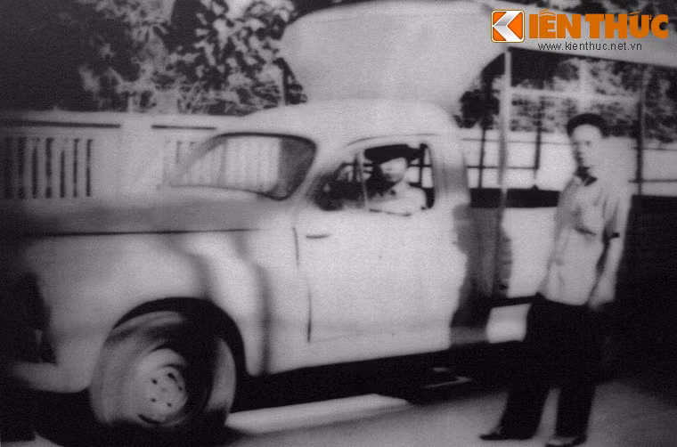 Dù rủi ro cao hơn, nhưng xe ô tô cũng được dùng để chở các loại vũ khí đã được ngụy trang.