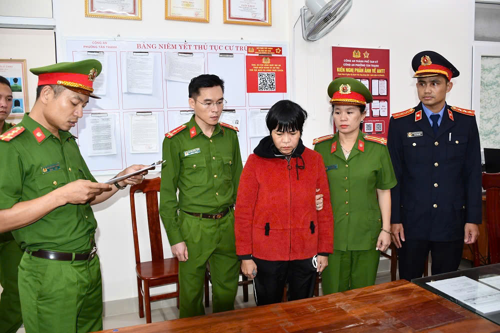 Bắt người phụ nữ giết con để trục lợi bảo hiểm ở Quảng Nam Bat nguoi phu nu giet con de truc loi bao hiem o Quang Nam