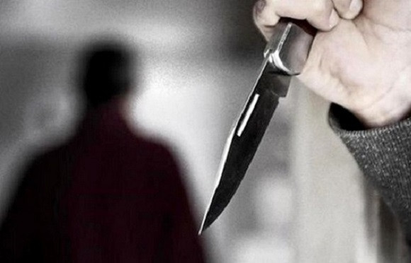 Nam thanh nien dam ban tau tu vong vi bi trach moc