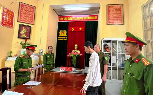 TP Huế: Bắt đối tượng trộm xe máy của người nhà bệnh nhân TP Hue: Bat doi tuong trom xe may cua nguoi nha benh nhan