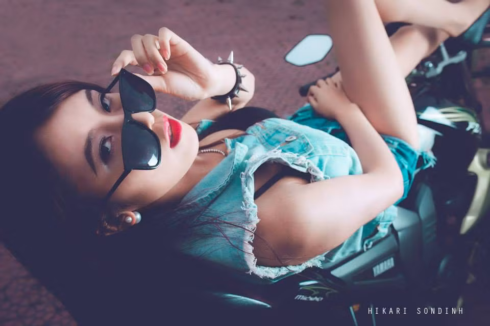 Trẻ trung, năng động nhưng cũng khá ôm đồm... lúc gặp khó khăn, Hải Yến luôn trông cậy vào sự tự lập của bản thân - một thói quen từ nhỏ để vượt qua.