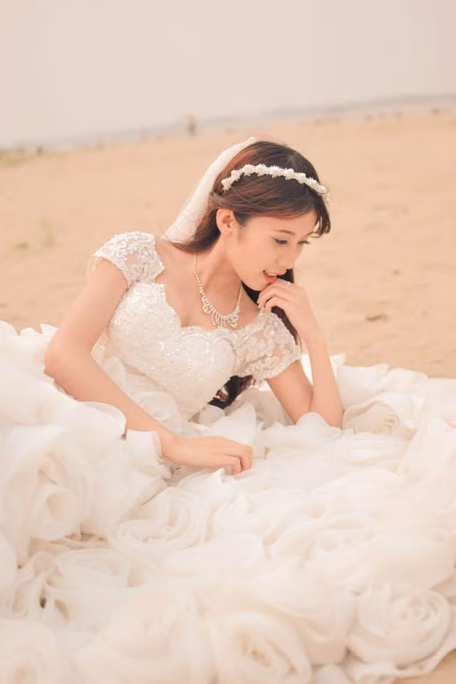 Với cô nàng dáng đẹp Hải Yến, chụp ảnh không chỉ là một sở thích, mà nó còn mang đến cho cô nhiều trải nghiệm về cuộc sống, được thể hiện cảm xúc của mình một cách đa dạng hơn, được giao lưu, làm quen với nhiều người bạn mới... và trên hết là có được những khoảnh khắc tuyệt vời của tuổi trẻ, lưu giữ lại trên những tấm hình.