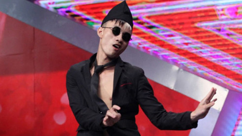 Tự tin và muốn trải nghiệm, Nguyễn Mạnh Tuấn quyết đem khả năng của mình đến cuộc thi Vietnam Got Talent để thể hiện. Dù không có may mắn được tiến sâu tại cuộc thi nhưng niềm đam mê của chàng trai 24 tuổi vẫn khiến ban giám khảo, các khán giả phải dành tặng những tràng pháo tay tán thưởng.