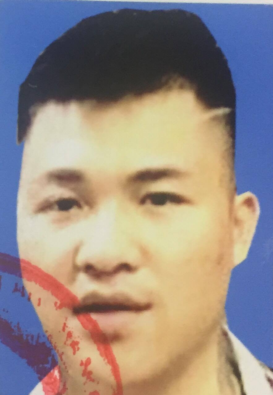 Vay tien khong tra, nguoi dan ong bi chem vao dau