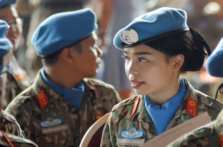 Một trong những ấn tượng mà người chiến sĩ "mũ nồi xanh" Việt Nam đã tạo được trong tham gia hoạt động GGHB LHQ là việc đáp ứng ngoài sự mong đợi của LHQ về tỷ lệ nữ tham gia hoạt động này. Ảnh: TTXVN