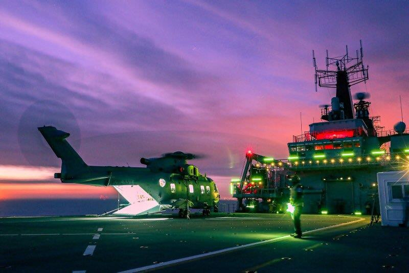 Thời gian gần đây, Hải quân Hoàng gia Anh đã tăng cường hoạt động trên khắp thế giới. Năm 2018, HMS Albion đã có chuyến thăm hữu nghị đến cảng TP.HCM, Việt Nam.